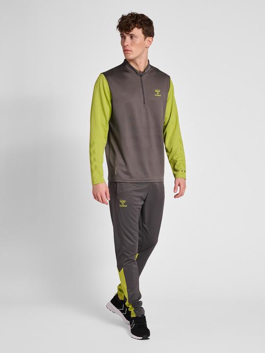 Actual product image hummel Ongrid Poly Pants (M)