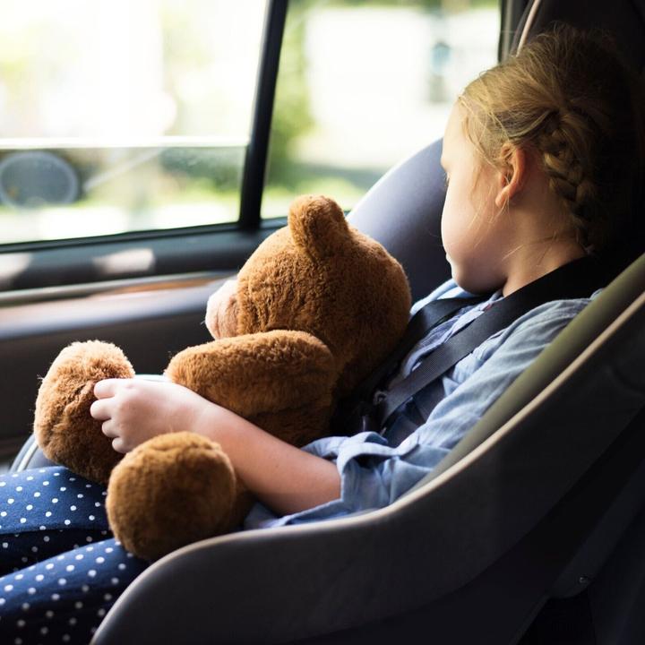 Immagine prodotto FableKids Autokindersitz (Seggiolino per bambini, ECE R129/i-Size Standard)