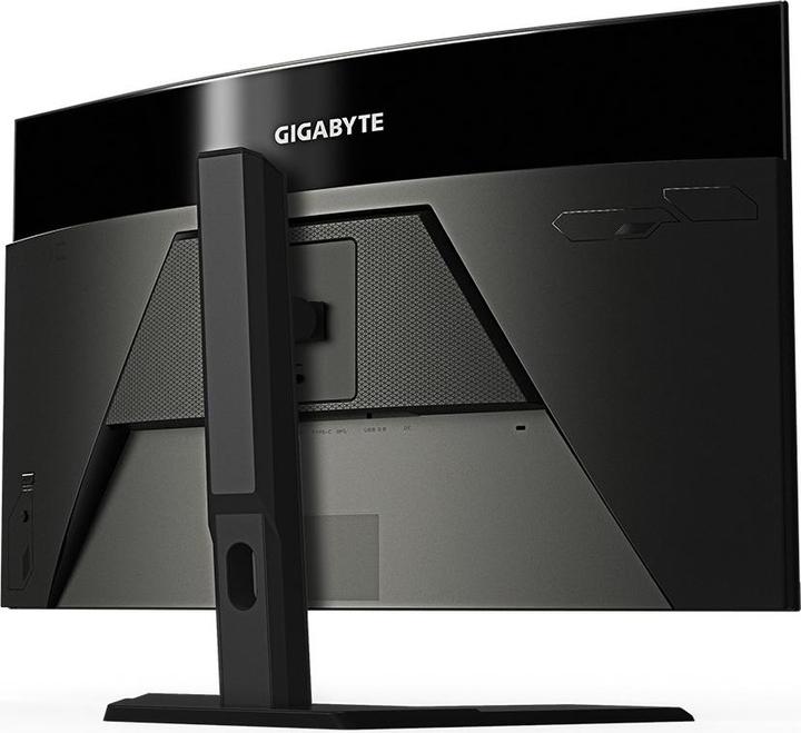 Actual product image Gigabyte M32QC (2560 x 1440 pixels, 31.50")