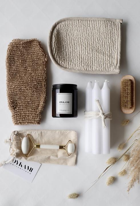 Produktbild Oykami Beauty Geschenkbox "Tokyo" Weisser Jadestein