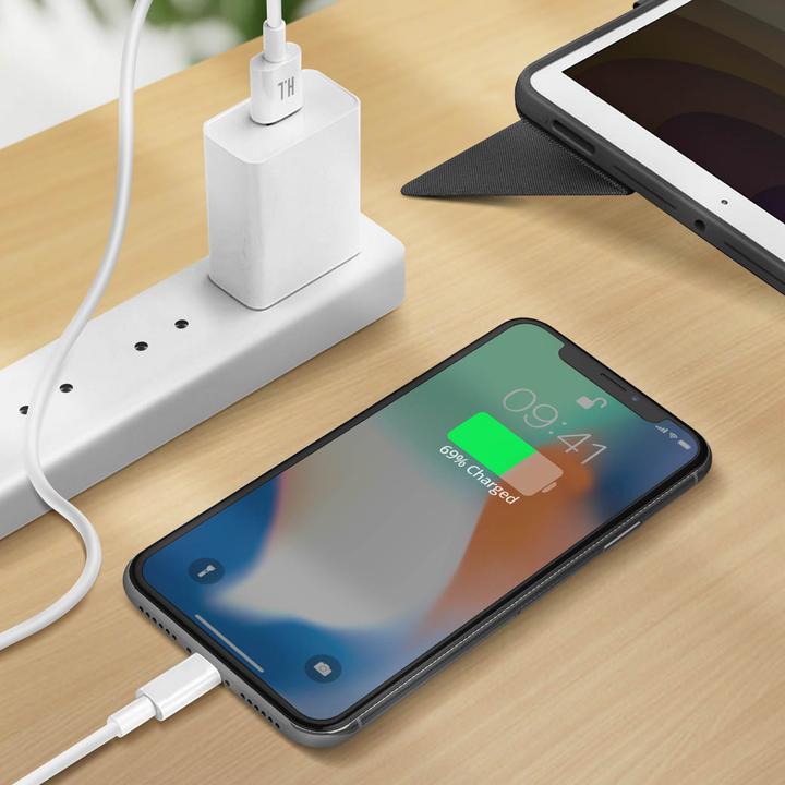 Actual product image Avizar USB / Lightning 1.5m long cable (0.15 m, USB 3.2 Gen 1)