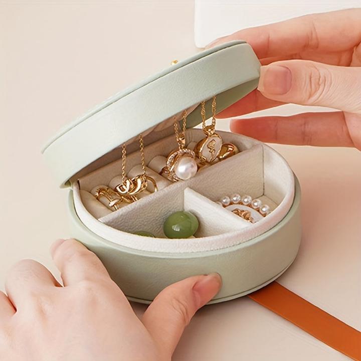 Actual product image Only-Bags.Store Reisefreundlicher, schicker Mini-Schmuck-Organizer aus Kunstleder – tragbare und hübsche
