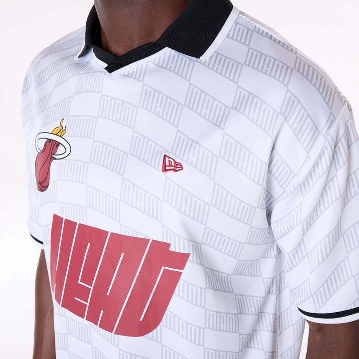 Produktbild New Era Oversized T-Shirt Miami Heat Soccer (S)