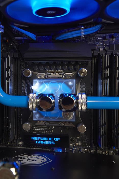 Immagine prodotto Joule Performance Artigianato 3 (Intel Core i9-7900X, 64 GB, 2000 GB, GeForce GTX 1080 Ti)