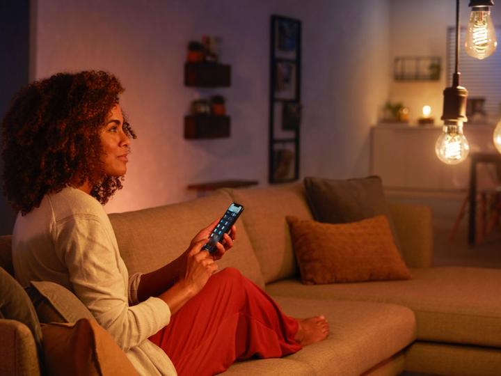 Image du produit Philips Hue Philips Globe G93 Filament (E27, 7 W, 550 lm, 1 x, G)