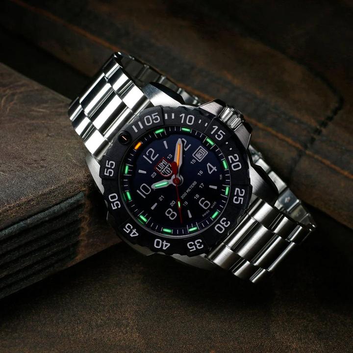 Produktbild Luminox Navy Seal 3250 Series (Taucheruhr, 45 mm)