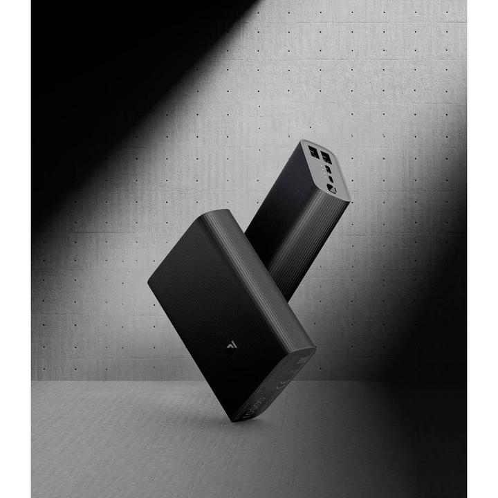 Actual product image Xiaomi Mi 3 Ultra Compact (10000 mAh, 22.50 W, 37 Wh)