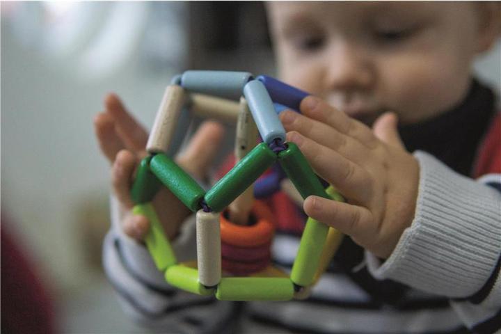 Immagine prodotto Selecta Spielzeug Palla da presa Spazio