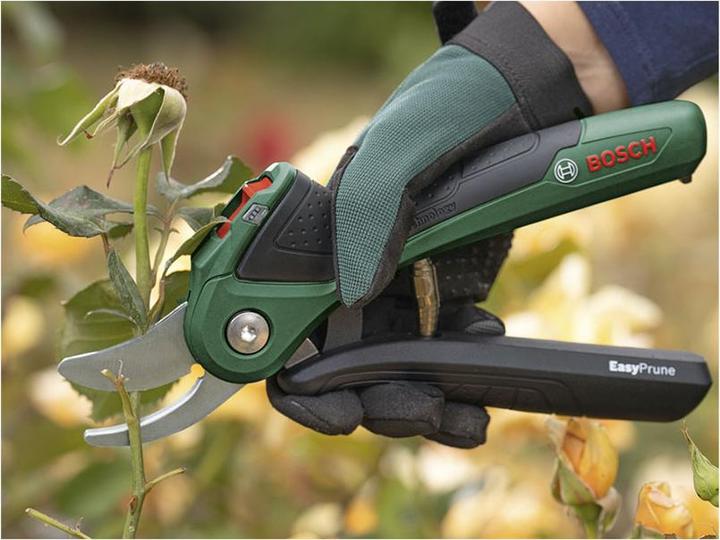 Actual product image Bosch Home & Garden EasyPrune