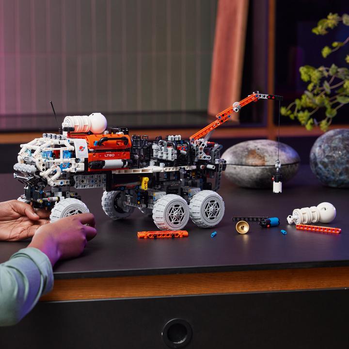 Actual product image LEGO Mars Exploration Rover (42180, LEGO Technic)