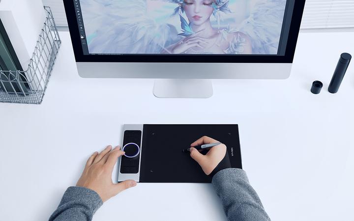 Actual product image XP-Pen Graphics Tablet The Deco Pro is a small wireless tablet