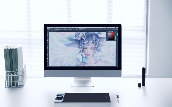 Actual product image XP-Pen Graphics Tablet The Deco Pro is a small wireless tablet