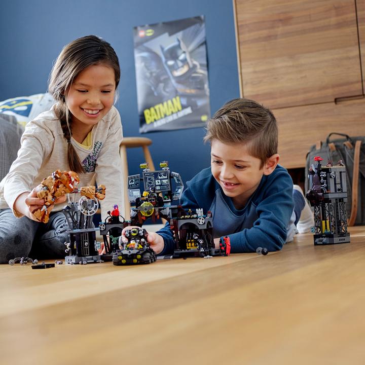 Produktbild LEGO Clayface: Invasion in die Bathöhle (76122, LEGO DC)