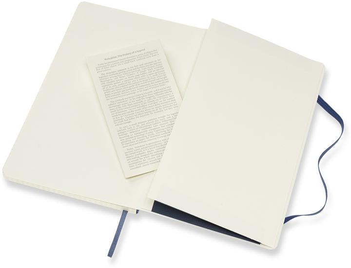 Actual product image Moleskine Classic (A5, Checked, Soft cover)