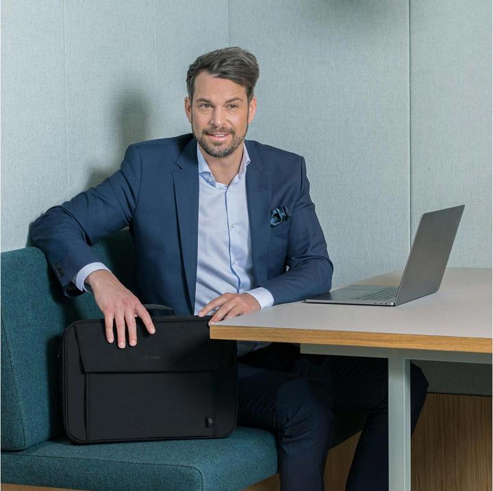Actual product image Dicota Eco Multi Plus Base (17.30", Universal)