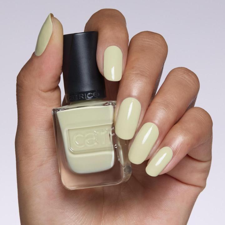 Produktbild Catrice Gel Affair Nail Lacquer No. 032 Green Long-Lasting (032, Gel-Effekt Nagellack)