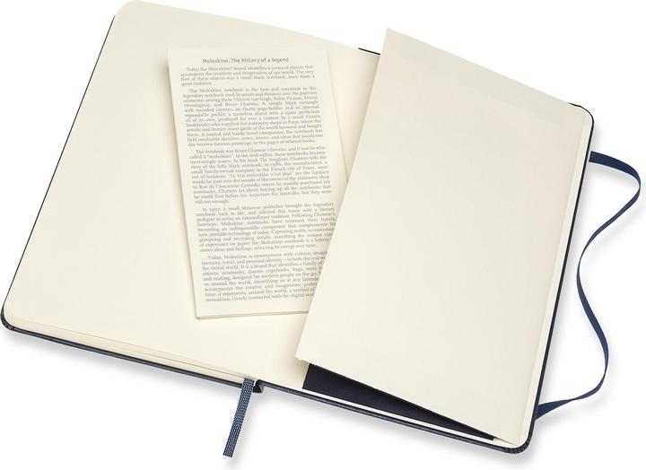Actual product image Moleskine Classic notebook (12 x 18 cm, Lined, Hardcover)