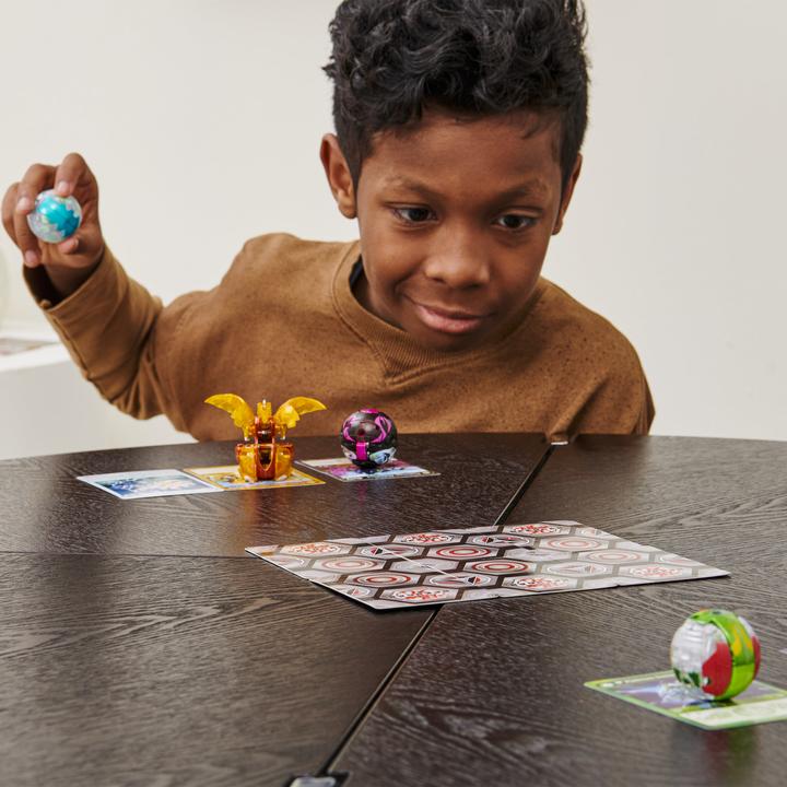 Actual product image Bakugan 2 BakuCores and character map