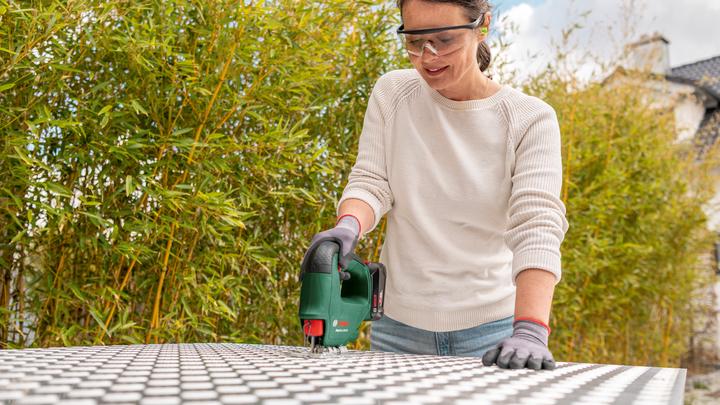 Image du produit Bosch Home & Garden EasySaw 18V-70