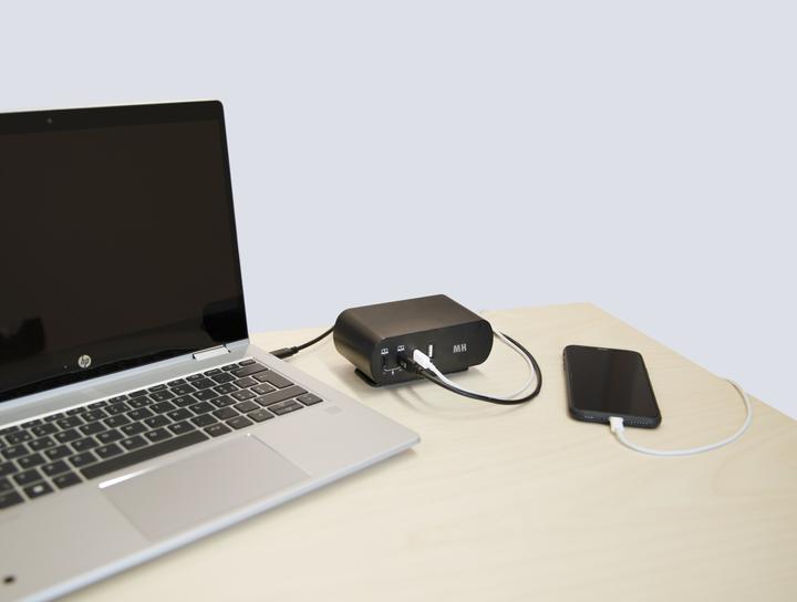 Actual product image Max Hauri Desktop Charger PD65W (6 x, USB-A, USB-C, Type 13, 2 m)