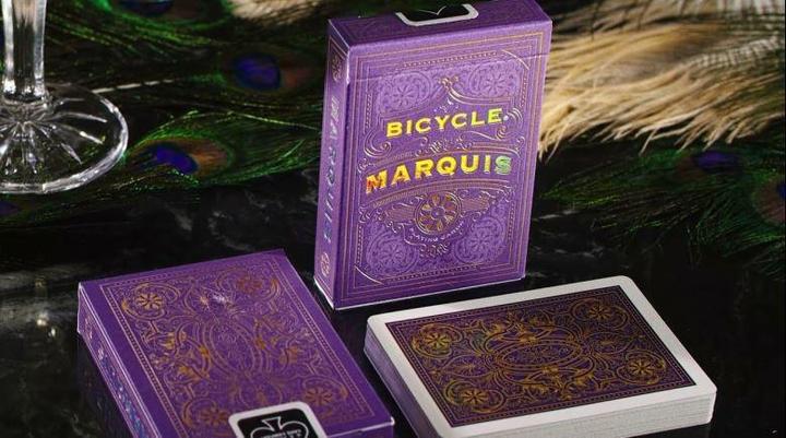 Actual product image Bicycle Marquis cards (English)