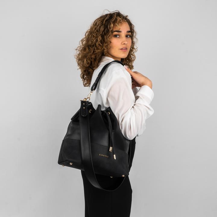 Actual product image Expatrié Sarah