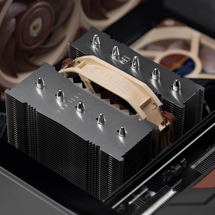 Produktbild Noctua NH-D12L (145 mm)