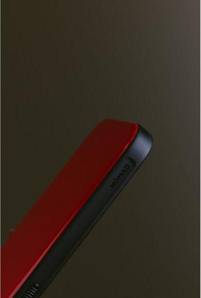 Produktbild Nomad Sport Case iPhone 15 Pro Night Watch Red
