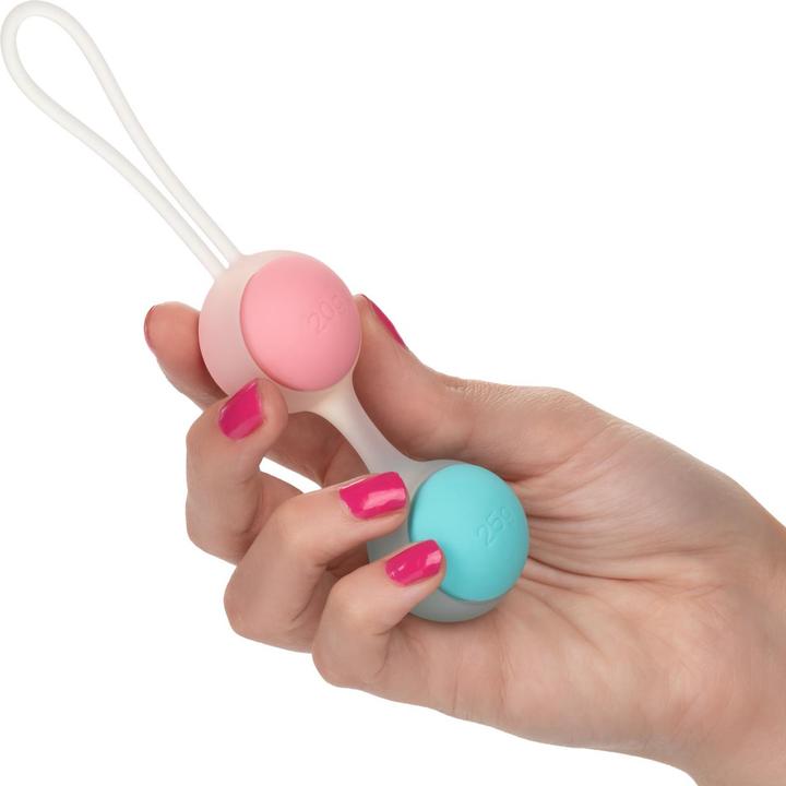 Produktbild CalExotics She-ology® Interchangeable Weighted Kegel Set