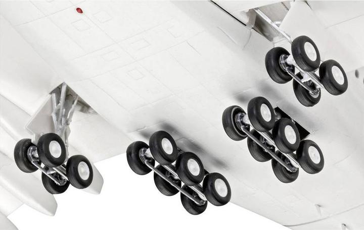 Actual product image Revell Airbus A380-800 Lufthansa New Livery