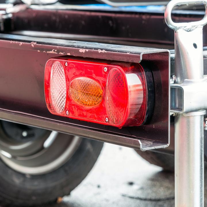 Actual product image XPOtool Set of 2 rear lights