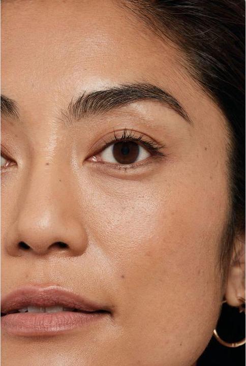 Actual product image Rimmel London Child & Free (001 black)
