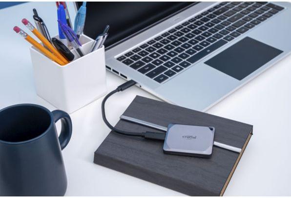Actual product image Crucial X9 Pro (4000 GB)