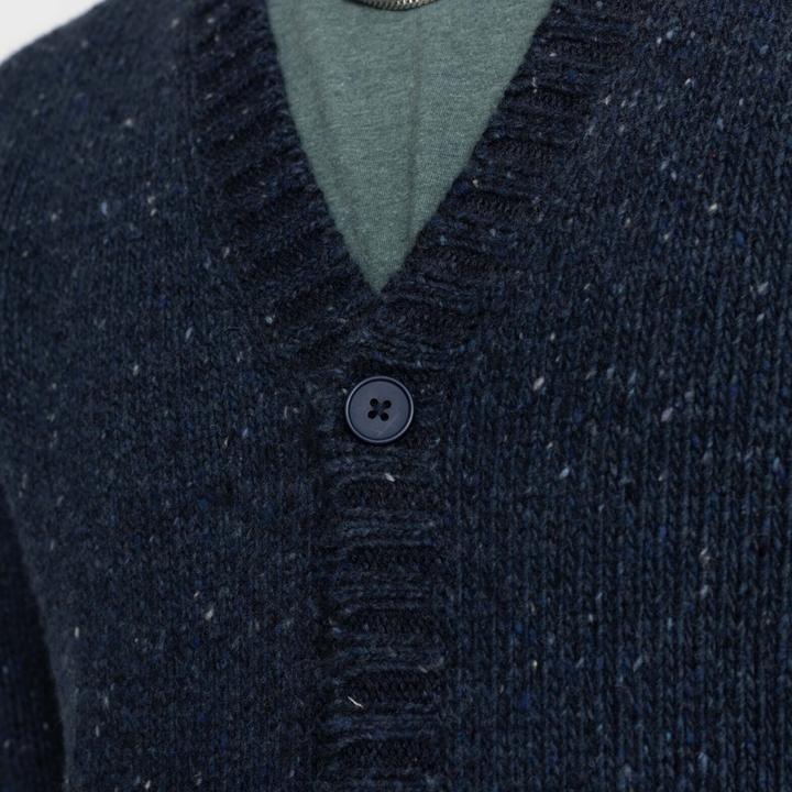 Actual product image Revolution Cardigan in nope yarn (L)
