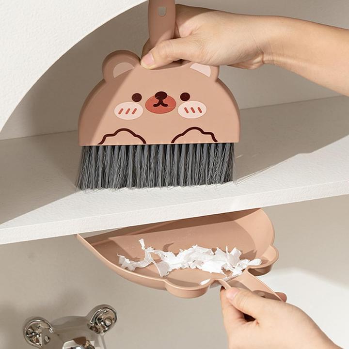 Immagine prodotto Activity Board 1pc Adorable Cartoon Mini Kehrschaufel und Besen, Petite Handheld Cleaning Kit für Desktop und (1 pz.)
