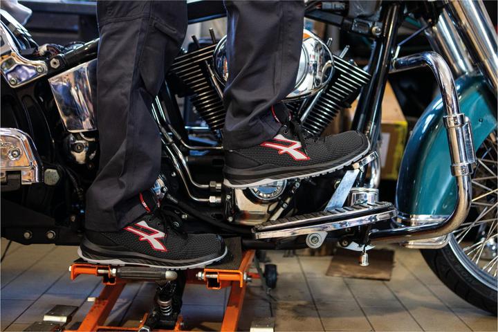 Produktbild U-Power Sicherheitshalbschuh LISBONA ESD S3 CI SRC Grösse 40 (40)