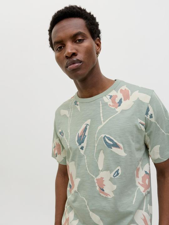 Actual product image Jack & Jones All Over Print Rundhals T-shirt T-shirt (XS)