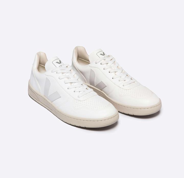 Actual product image Veja V-10 (41)