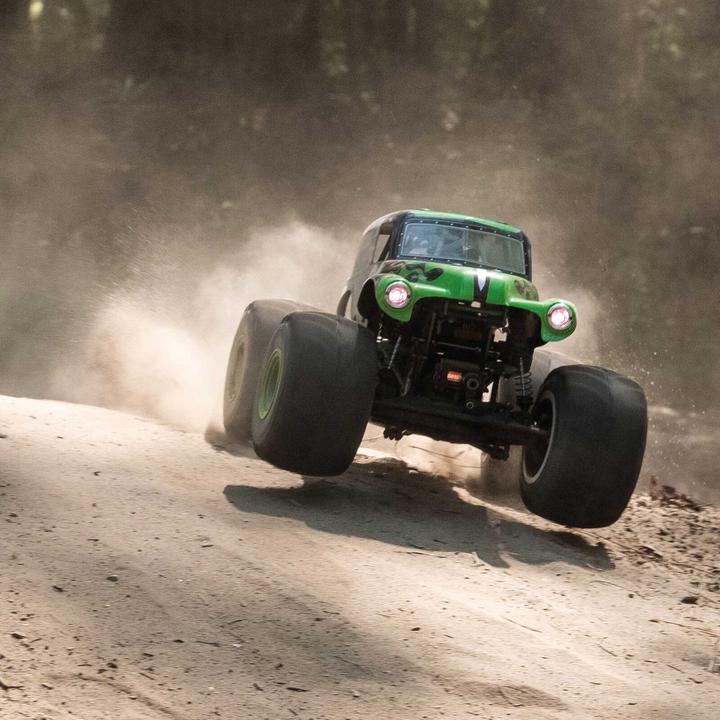 Image du produit Team Losi Racing LMT Grave Digger (RTR Prêt à fonctionner)