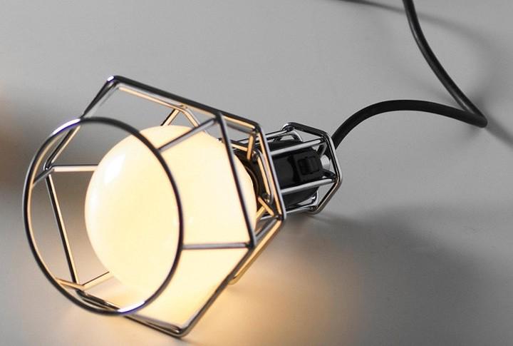Produktbild Design House Stockholm Tischlampe mit Eisengitter (E27)