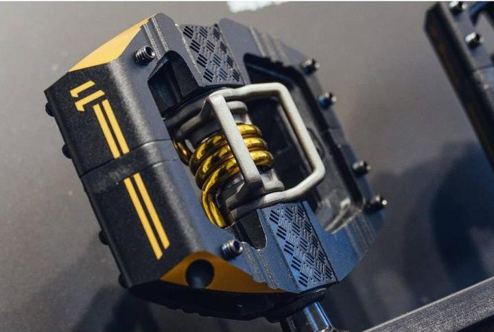 Produktbild Crankbrothers Mallet Enduro 11 Pedale schwarz/gold