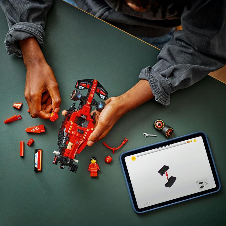 Produktbild LEGO Ferrari SF-24 F1 Rennauto (77242, LEGO Speed Champions)