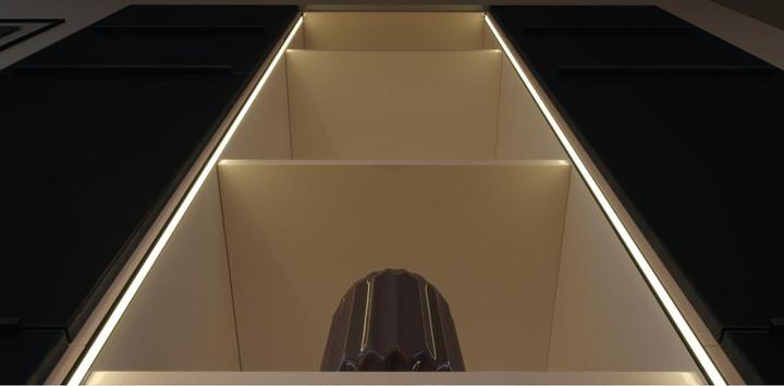 Actual product image Halemeier LED recessed/mounted profiles ChannelLine G2 with light screen