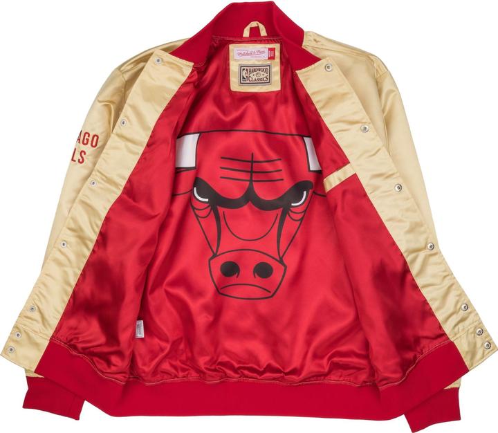 Actual product image Mitchell & Ness NBA Fashion Lw Satin - Chicago Bulls College Jacket - 125911 (L)