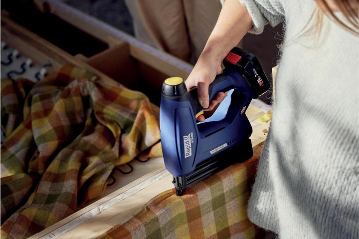 Actual product image Rapid BTX553 18V P4A cordless tacker