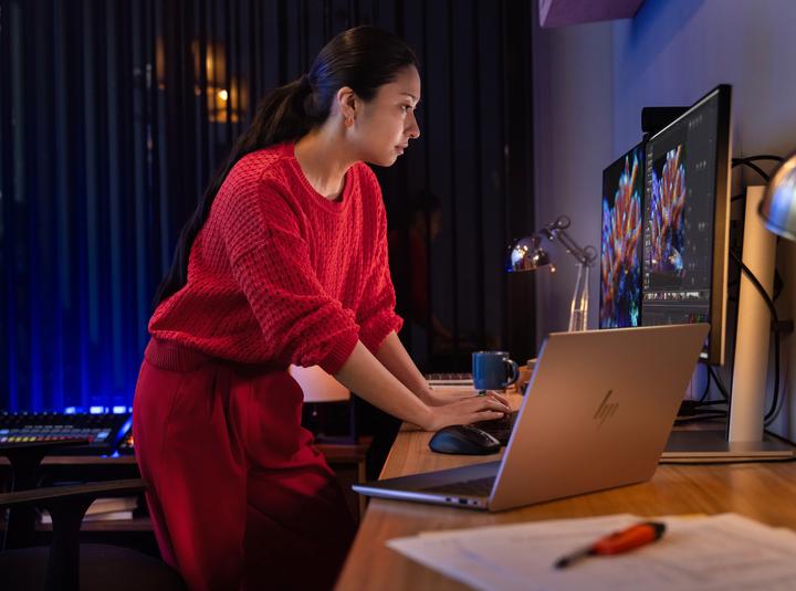 Produktbild HP ZBook Ultra G1a Ryzen AI MAX+ PRO 390 12C (), anti-glare, 400 nits No WWAN Windows 11 Pro 3/3/3 (14", 32 GB, 1000 GB, CH)
