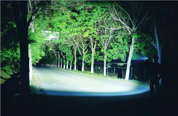 Actual product image AceBeam E70 (12.83 cm, 4600 lm)