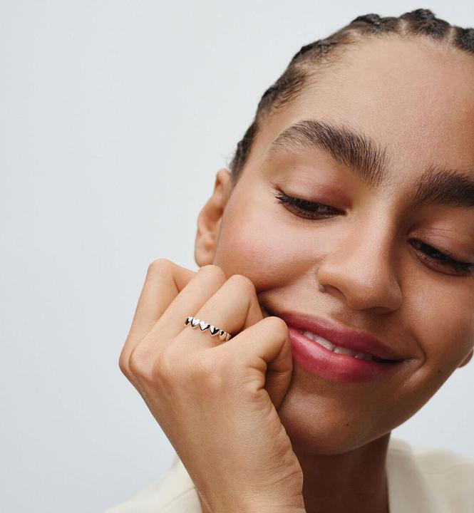 Produktbild Pandora Reihe von Herzen Ring (48, 925 Silber)