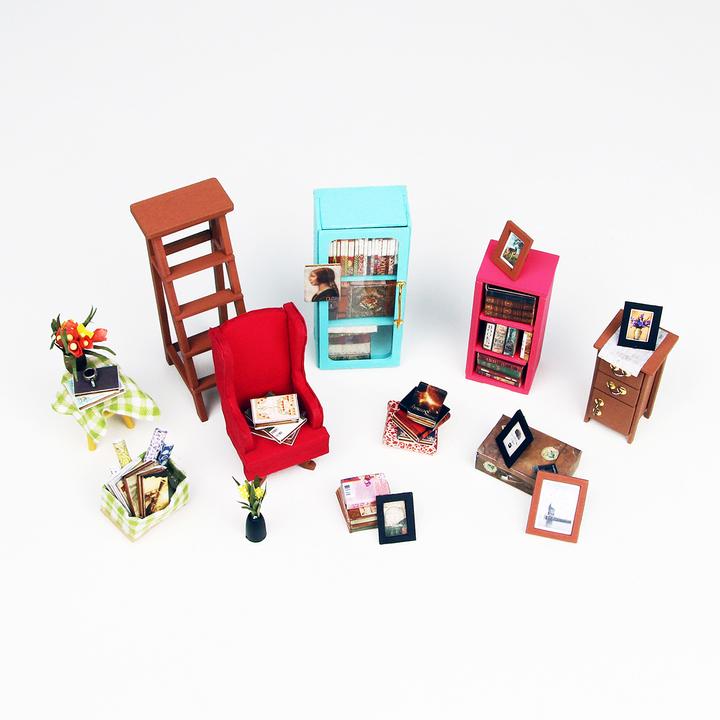 Actual product image Robotime Sam’s Study Library