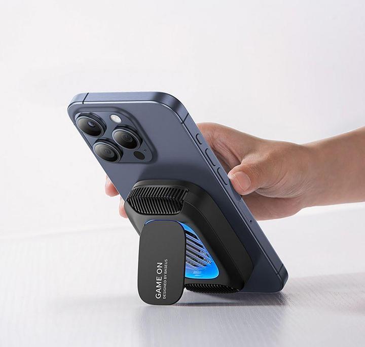 Image du produit Baseus Refroidisseur de téléphone avec chargeur (15 W)